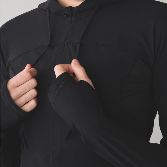 Lululemon Runbeam hoodie - 8 - Picture 3 of 11